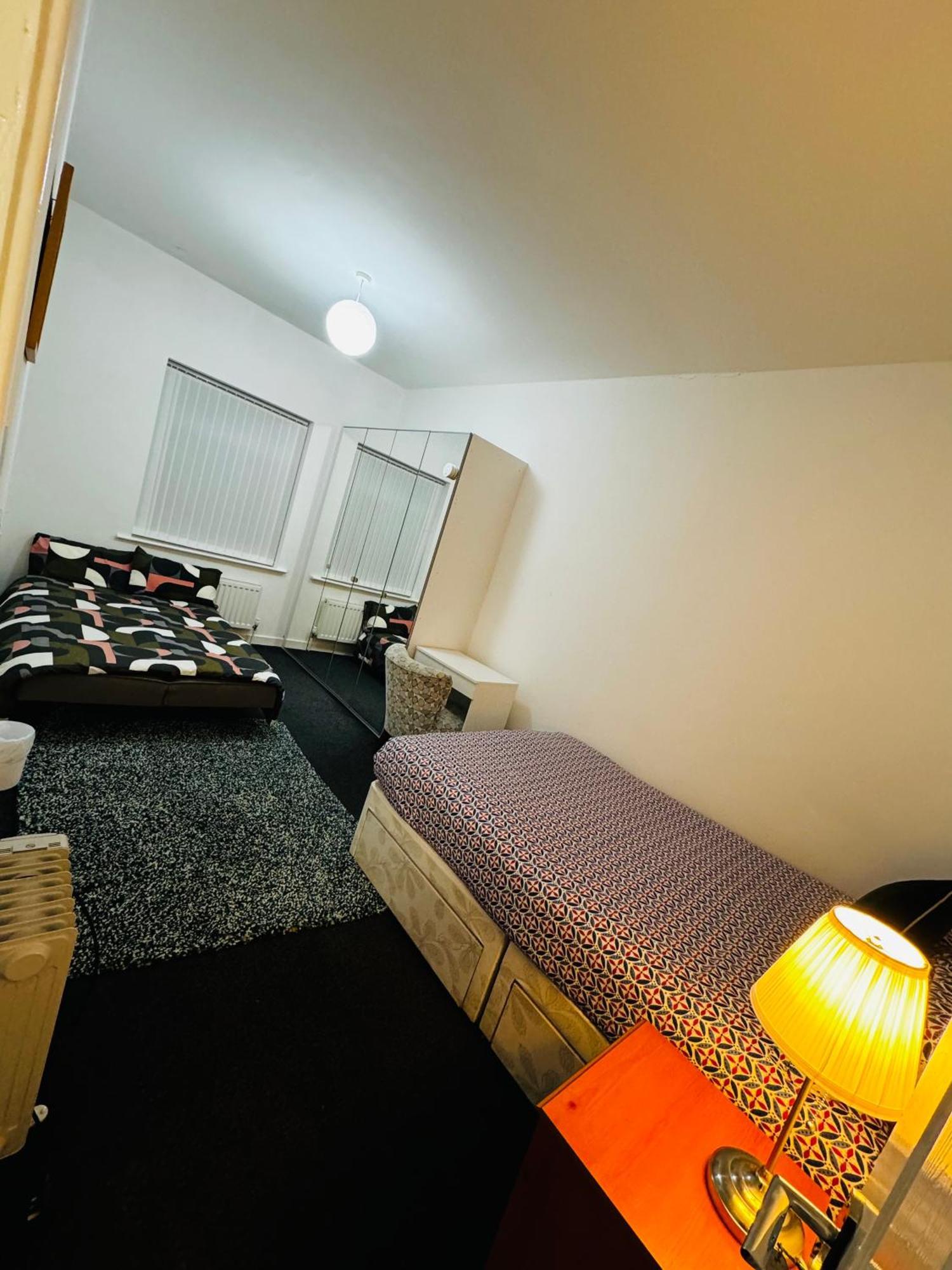 Liberty Inn Room With Sharing Toilet And Kitchen Liverpool Luaran gambar